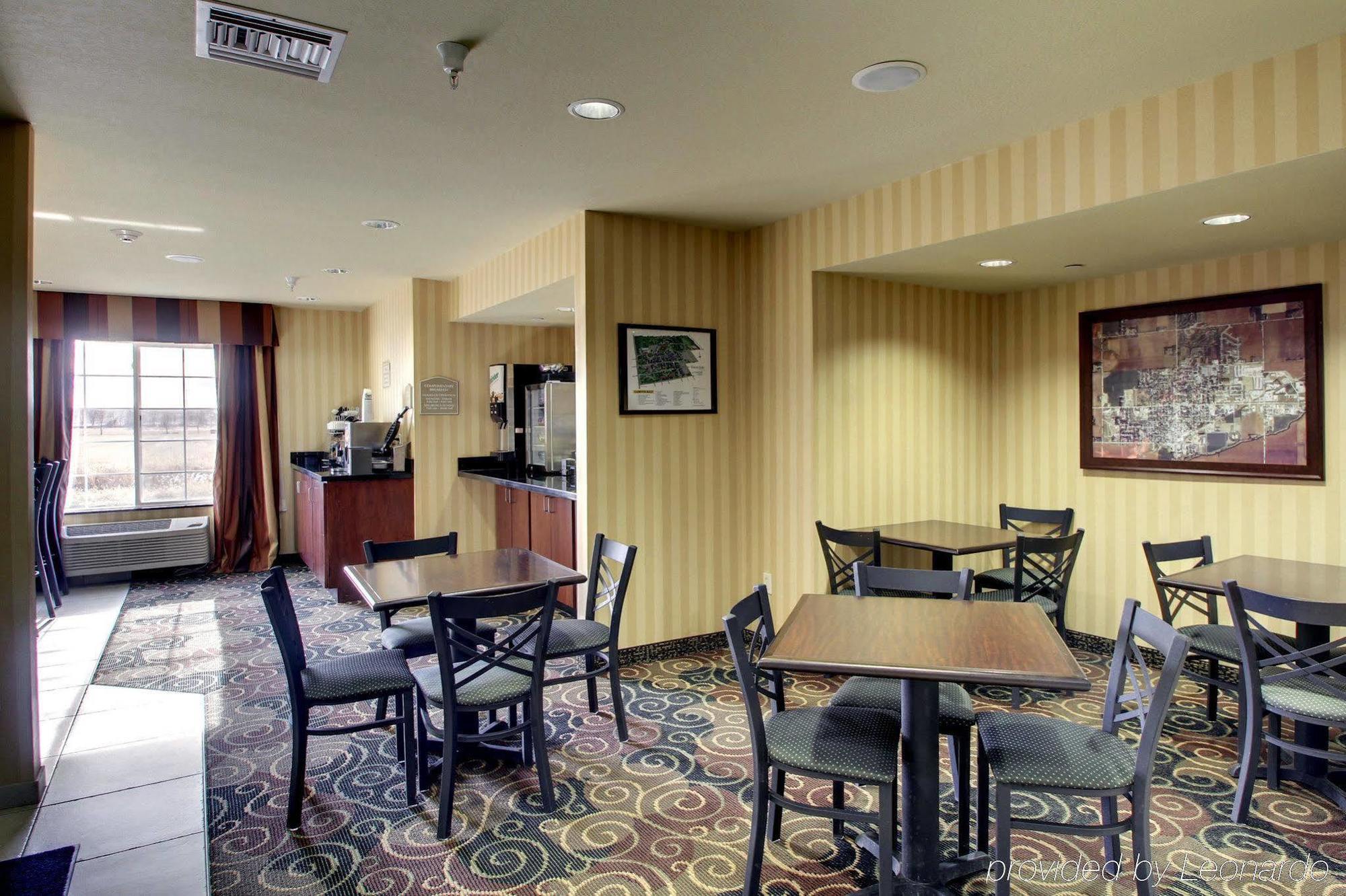 Cobblestone Hotel - Wayne Екстериор снимка